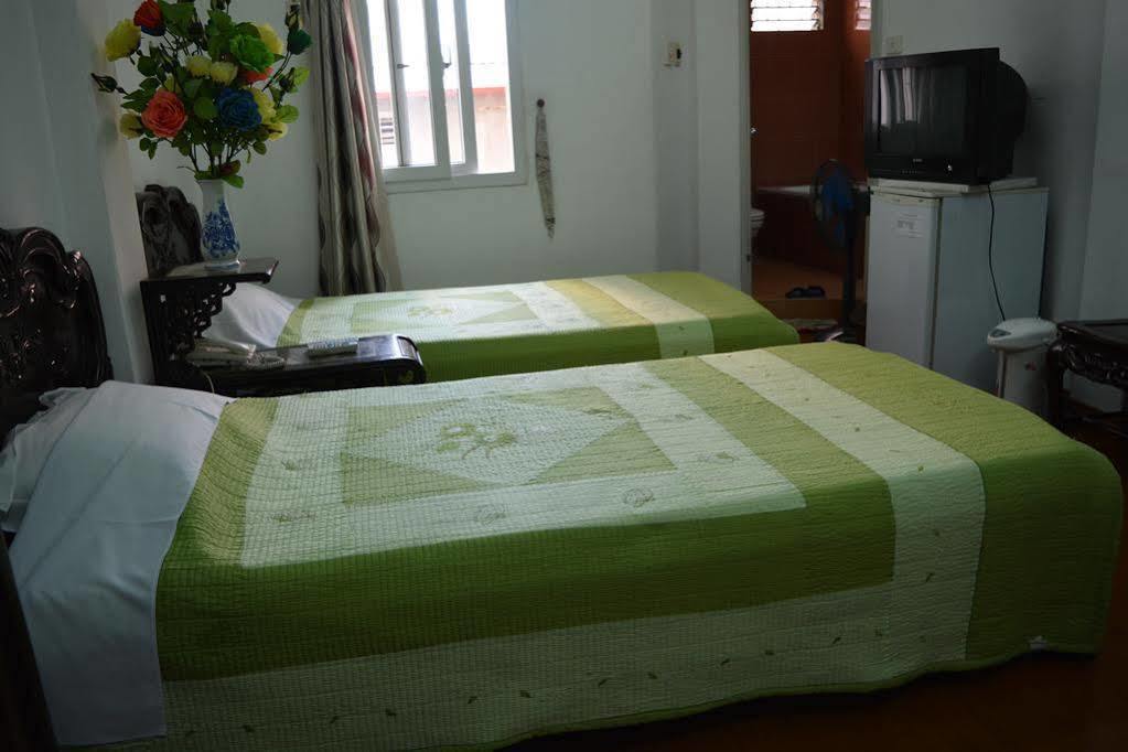 Hoang Cuong Hotel Hanoi Exterior foto