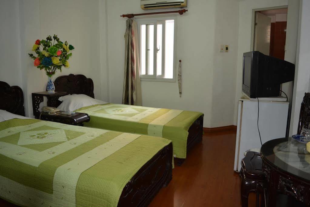 Hoang Cuong Hotel Hanoi Exterior foto